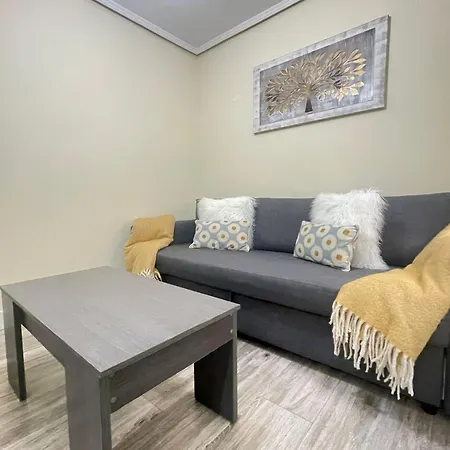 Apartamento Tranquilo, Claridad, Ascensor, Centro De Bilbao