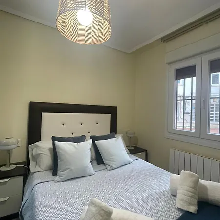 Apartment Nuevo, Cerca De San Mames Y Centro De *