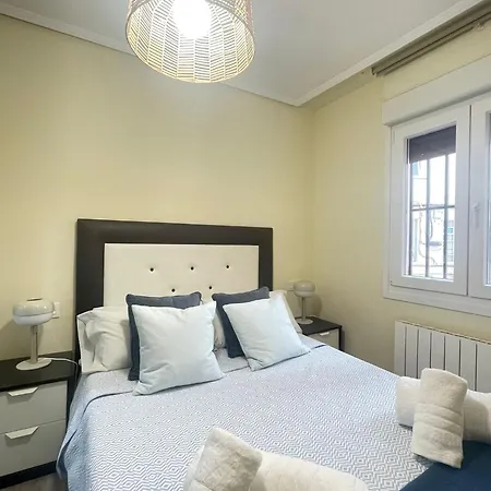 Tranquilo, claridad, ascensor, centro de Bilbao Apartamento Bilbao